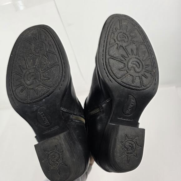 Born Women's Leather Chelsea Ankle Boots Bootie Black Size 8.5M Heels - Picture 10 of 11